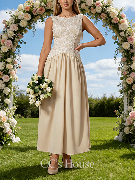 Boat Neck A-Line Bridal Gown - Tea-Length Jacquard Wedding Dress with Elegant Cape