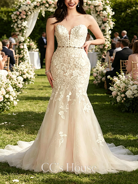 Graceful Lace Applique Mermaid Strapless Wedding Dress