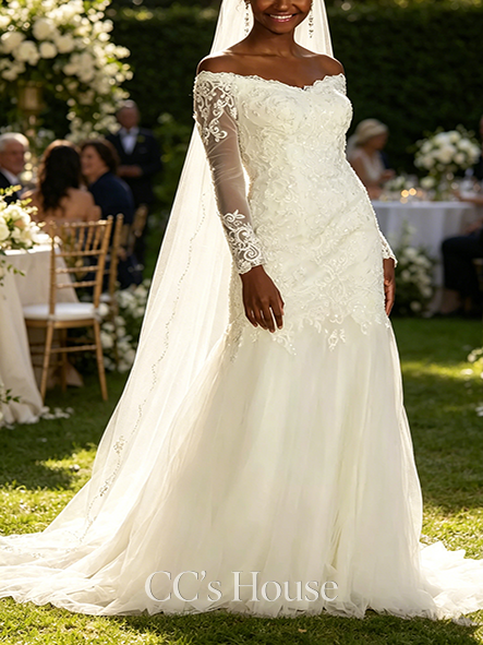 Airy Lace and Tulle Trumpet Wedding Dress
